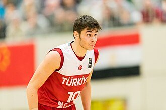 Mert Akay