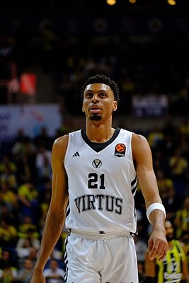 Derrick Alston Jr.