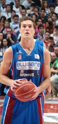 Levon Kendall