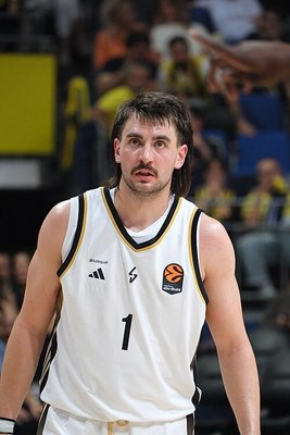 Zachary Seljaas