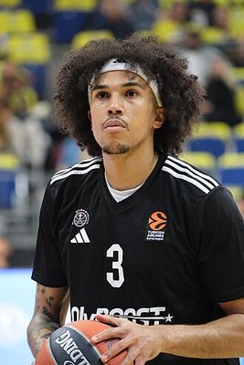 Tyson Ward