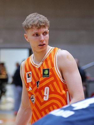 Lenni Kunzewitsch