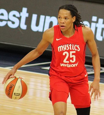 Monique Currie