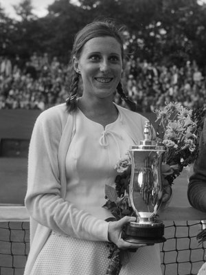 Francoise Durr