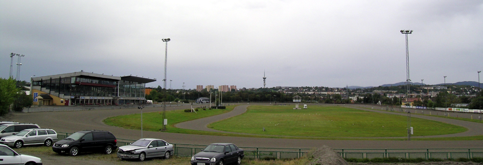 Leangen Travbane