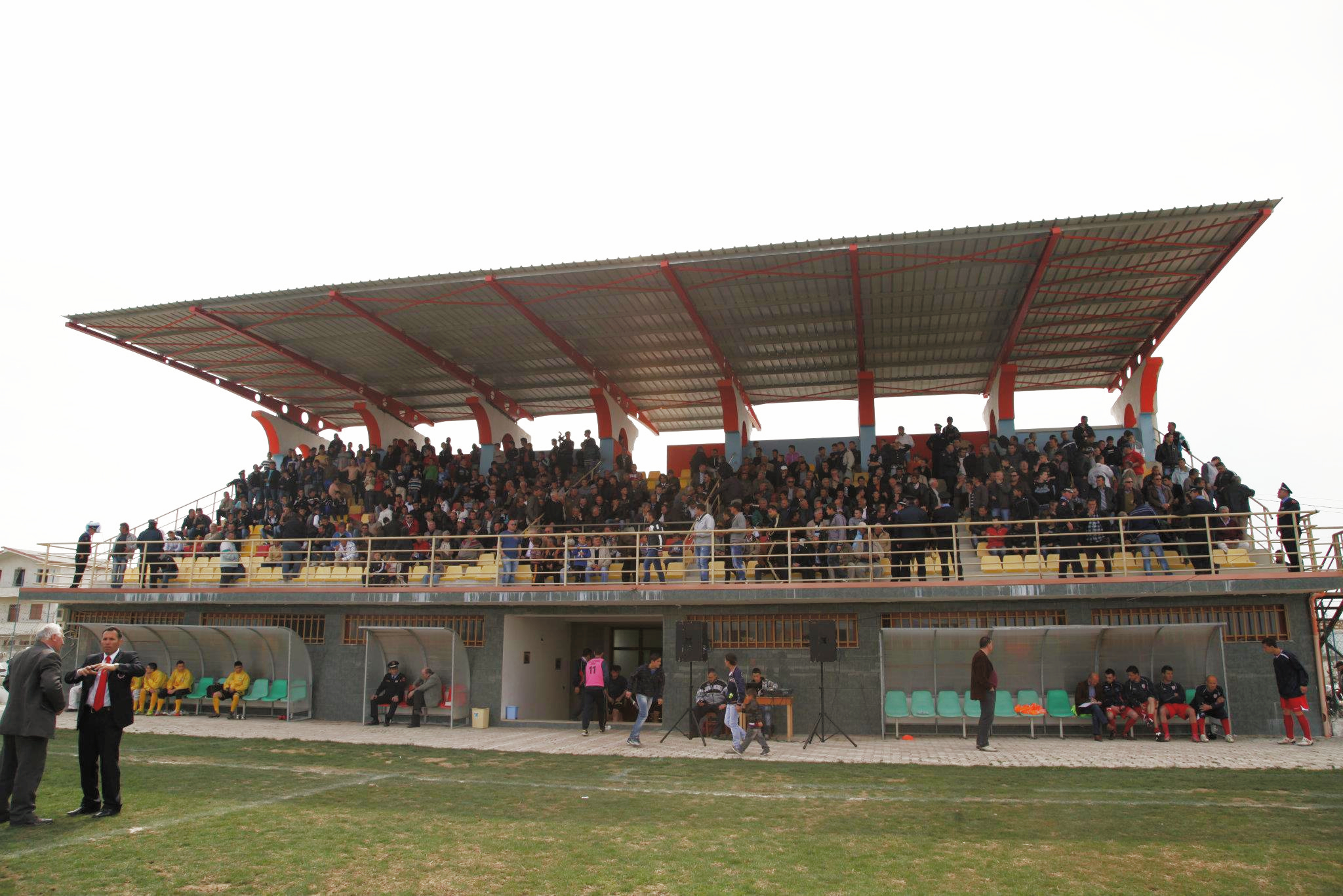 Luz i Vogël Stadium
