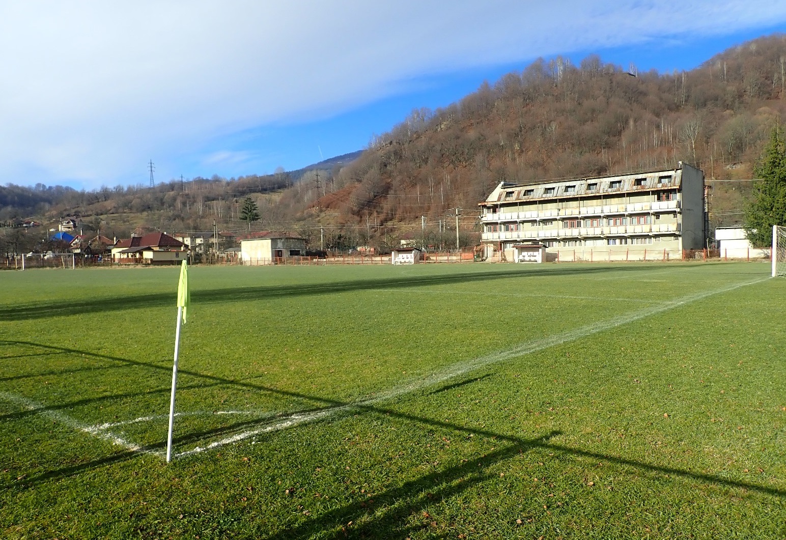 Stadionul Minerul (Uricani)
