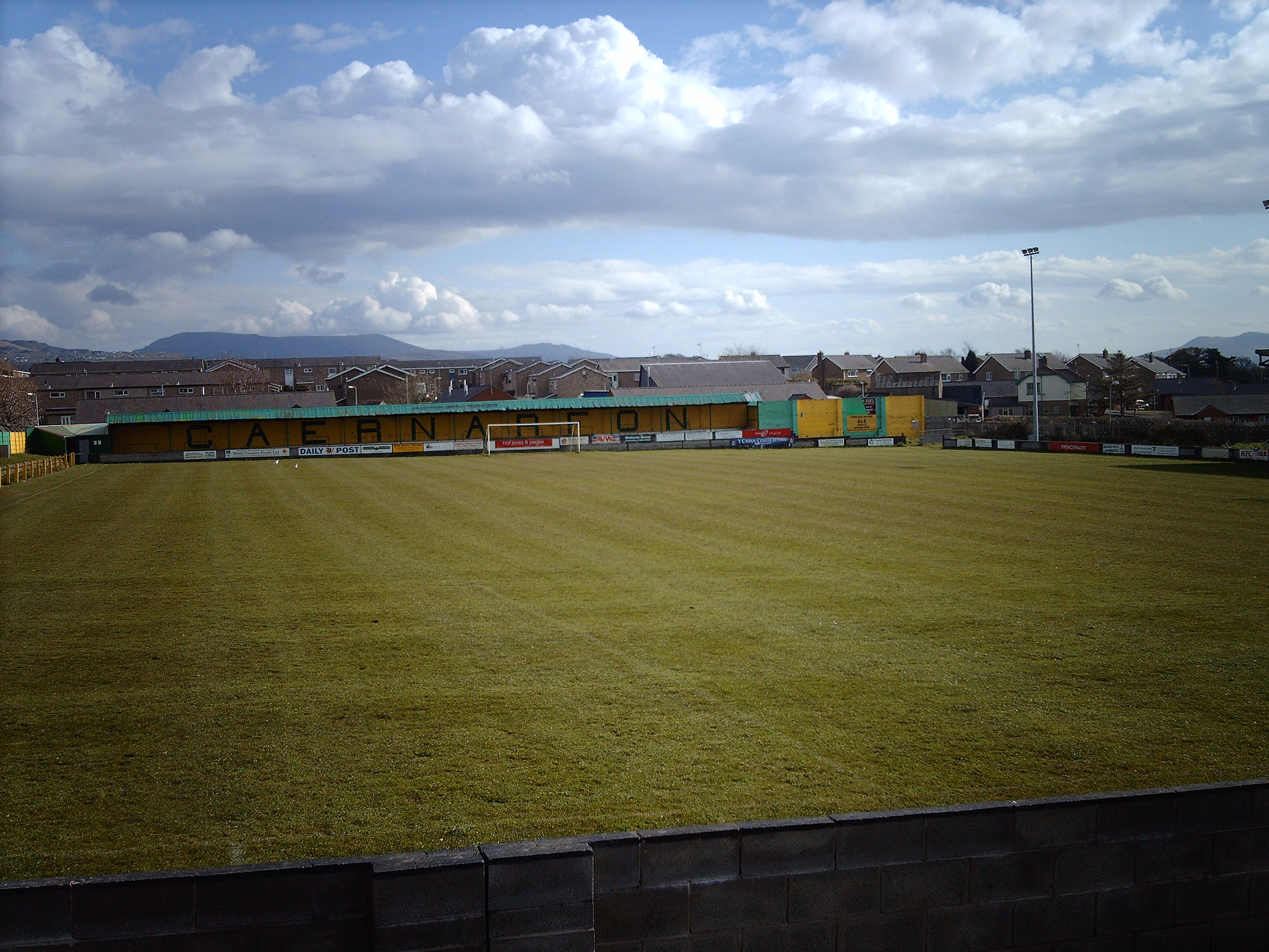 The Oval, Caernarfon
